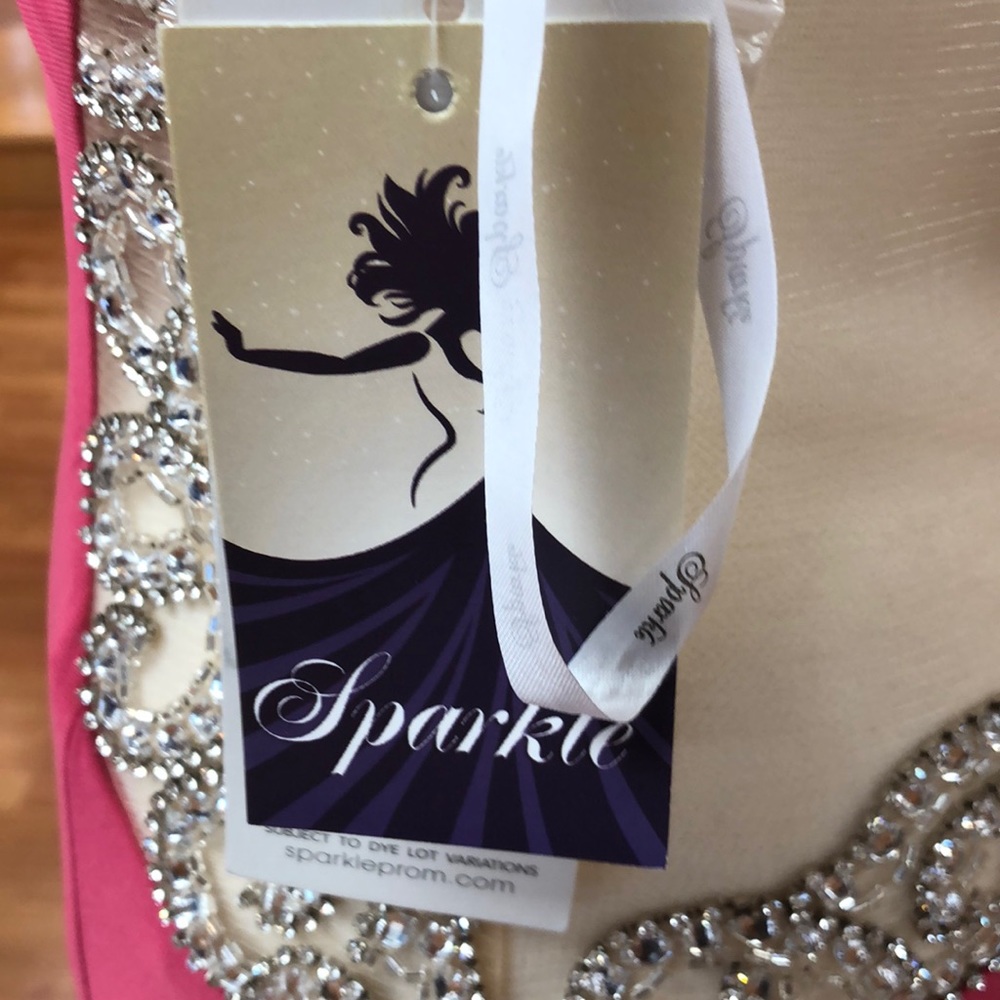 ✔️ Fuchsia prom dress with rhinestones - Picture 7 of 8